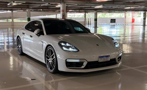 PORSCHE PANAMERA 2.9 V6 E-HYBRID 4 PLATINUM EDITION PDK